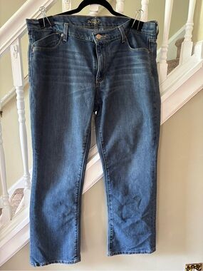 Old Navy Flirt Dark Blue Straight Leg Jeans